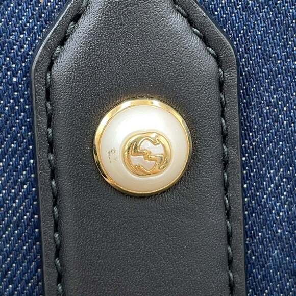 GUCCI Authentic Black Canvas Tote Bag - Picture 14 of 16